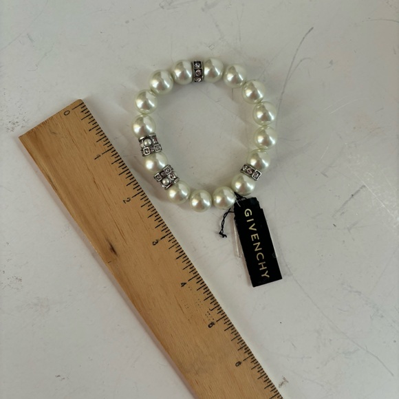 Vintage stretch Givenchy pearl and crystal bracelet - Picture 1 of 3